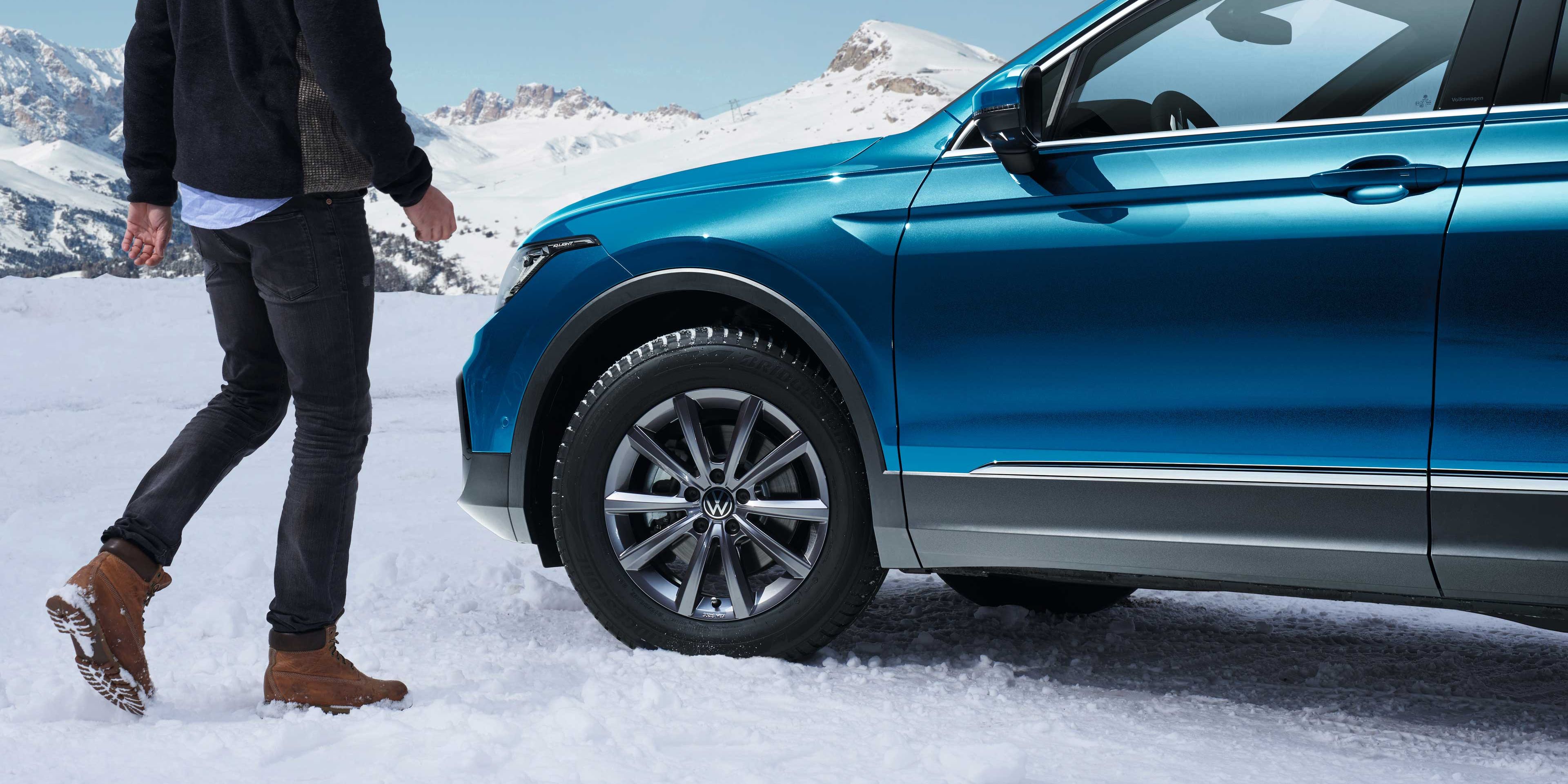 VW Tiguan im Schnee