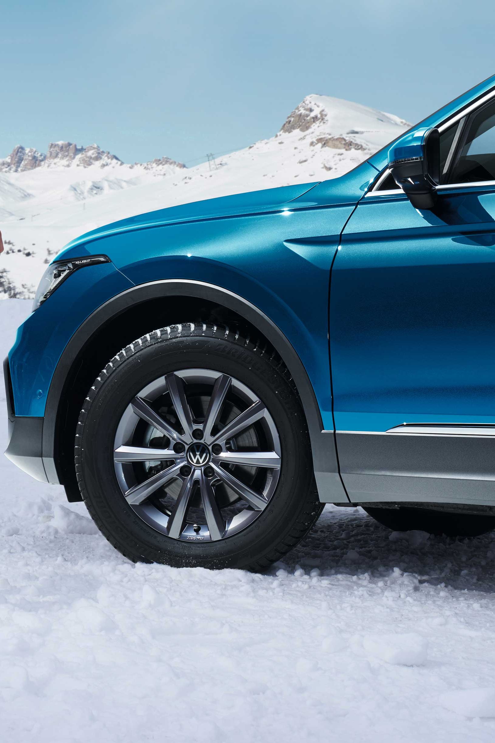 VW Tiguan im Schnee