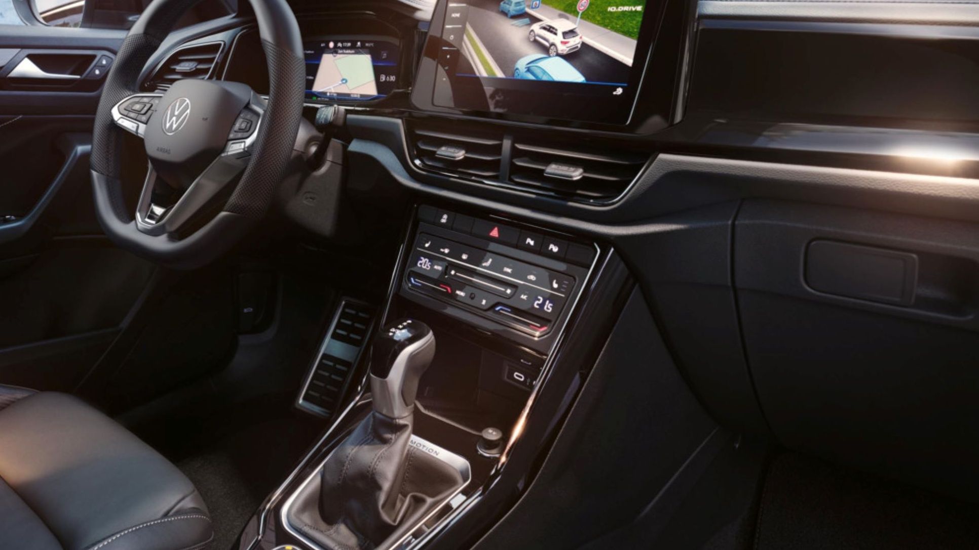  Das Interieur des VW T-Roc R-Line