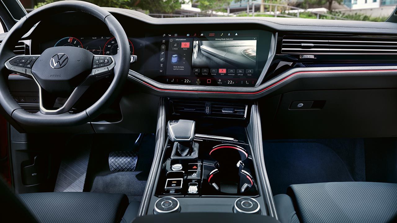 Blick auf den Interior eines Touareg eHybrid